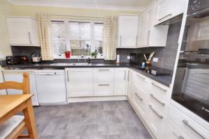 Kitchen pic 2- click for photo gallery